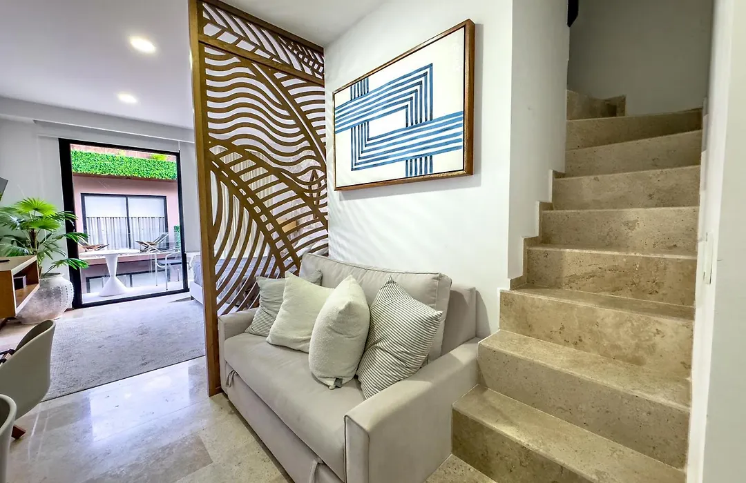 Menesse Tulum-1